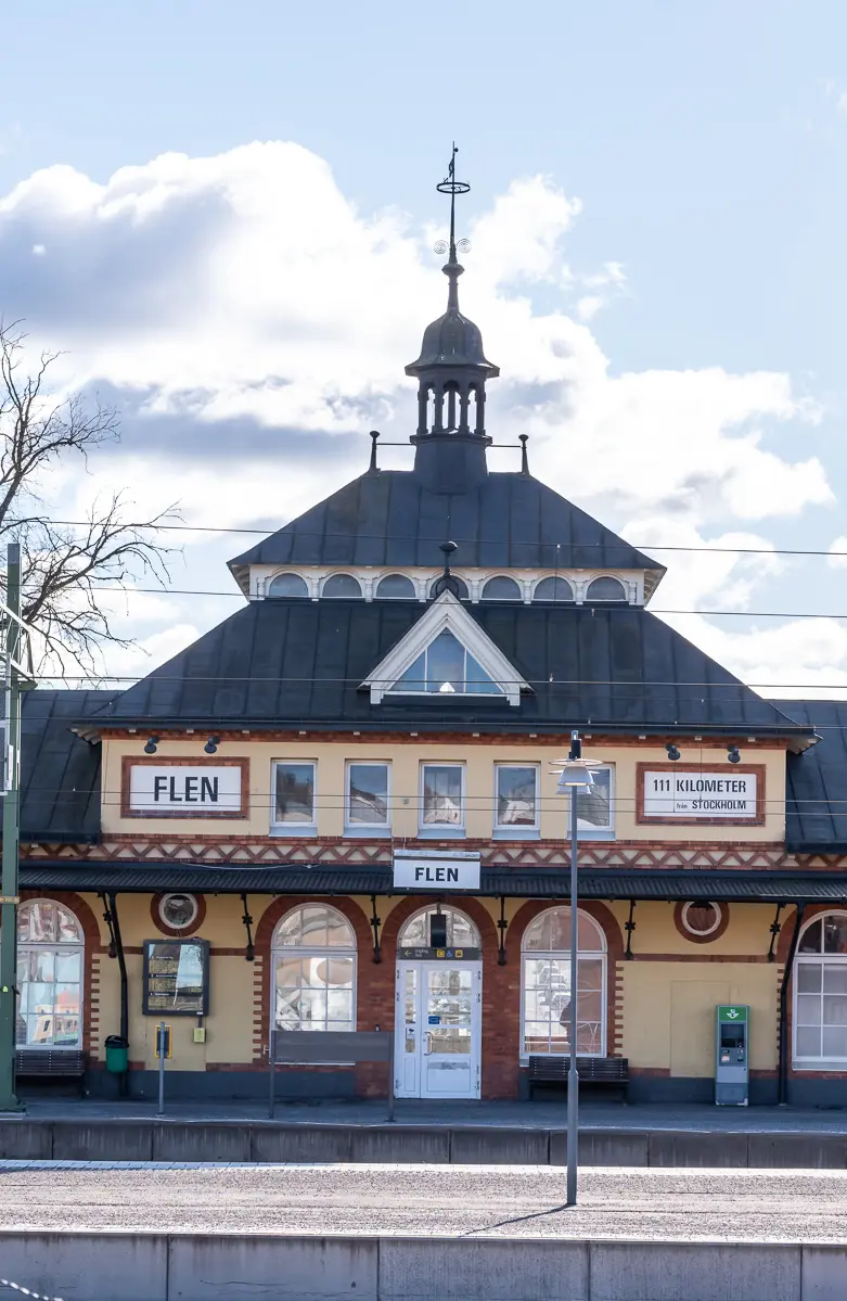 Flens stationshus