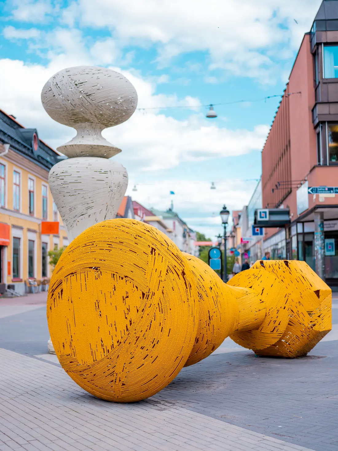 Färgstark schackkonst i Nyköping